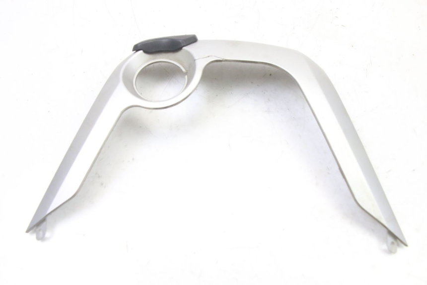 photo de IGNITION SWITCH COVER YAMAHA X-MAX XMAX 125 (2010 - 2013) - Zoom on usage condition