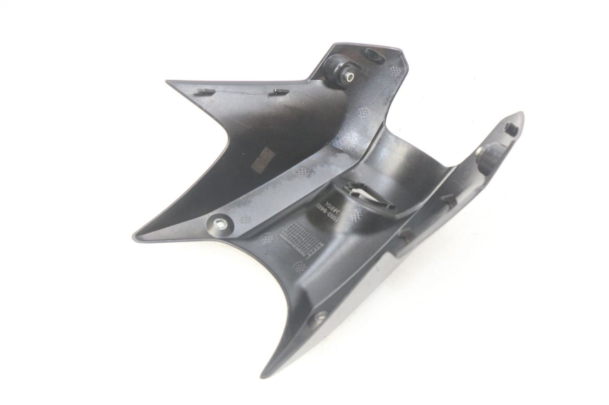 photo de IGNITION SWITCH COVER KAWASAKI Z 650 (2016 - 2019) - Zoom on usage condition