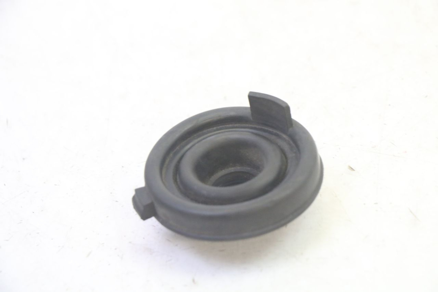 photo de HEADLIGHT DUST COVER PIAGGIO FLY 4T 50 (2013 - 2017) - Component detail