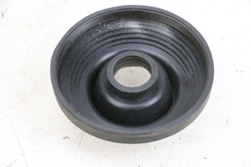 photo de HEADLIGHT DUST COVER KYMCO LIKE 125 (2009 - 2016) - Component detail