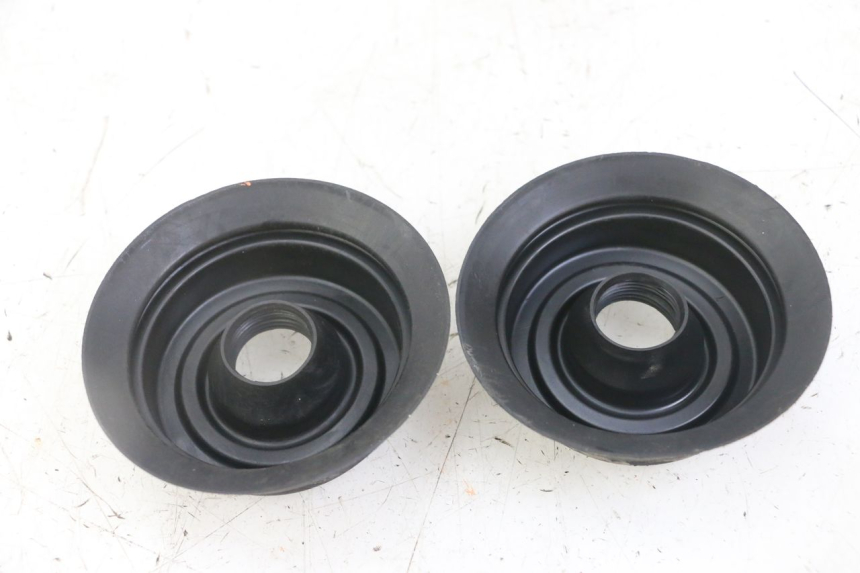 photo de HEADLIGHT DUST COVER YAMAHA XMAX X-MAX 125 (2006 - 2009) - Component detail