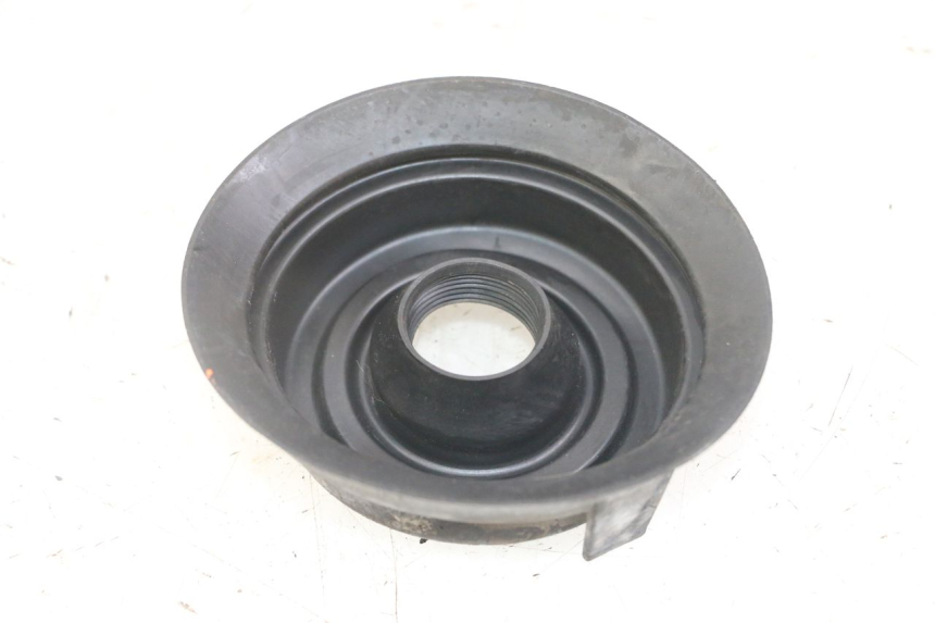 photo de HEADLIGHT DUST COVER YAMAHA XMAX X-MAX 125 (2006 - 2009) - Product overview