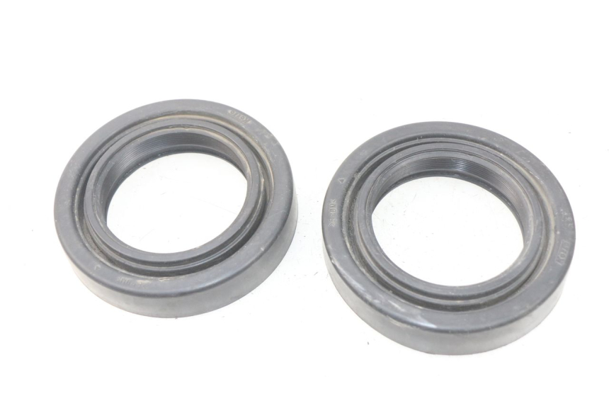 photo de HEADLIGHT DUST COVER YAMAHA YP T-MAX TMAX 530 (2017 - 2020) - Main view