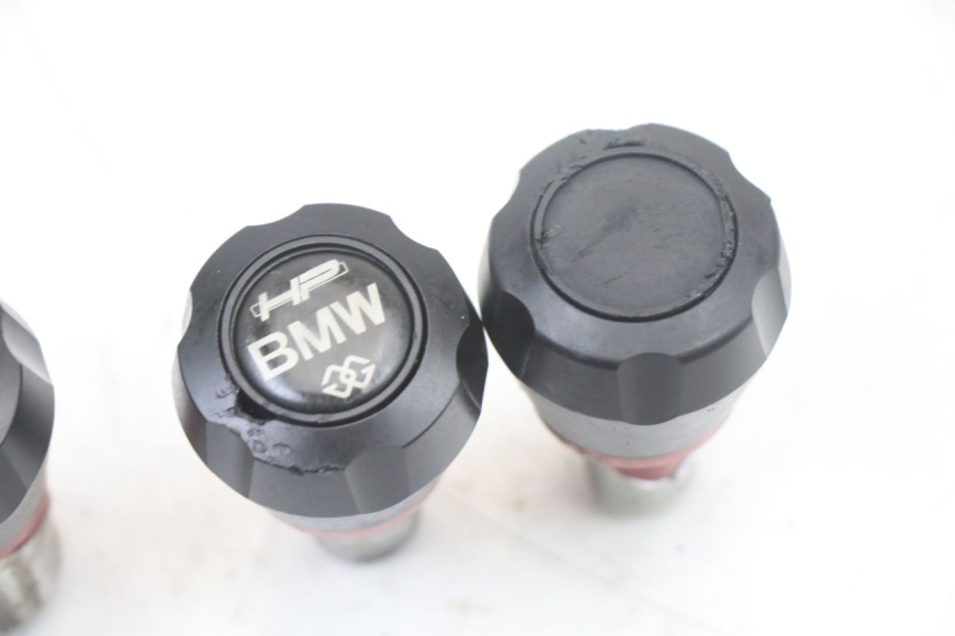 photo de WHEEL COVER BMW S RR ABS S1000RR 1000 (2015 - 2018) - Fixing points details