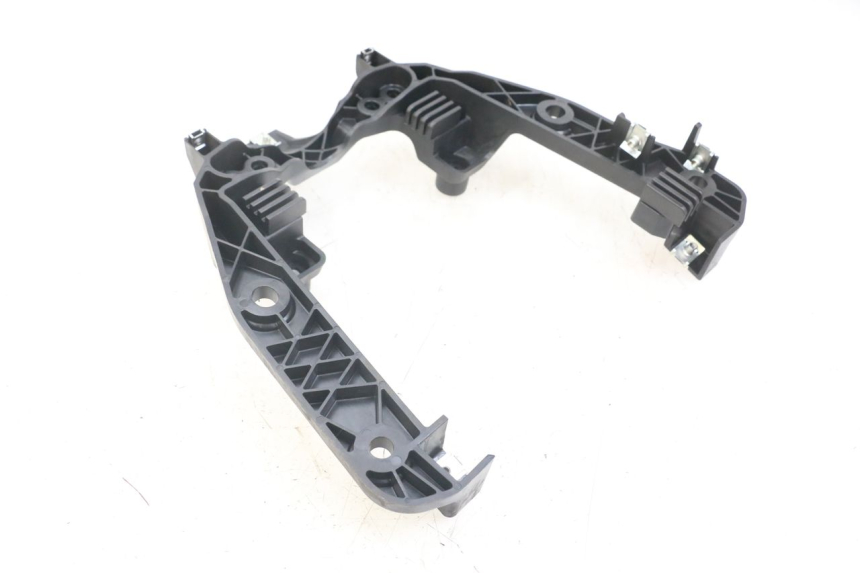 photo de UNDERSEAT COVER YAMAHA AEROX 2T 50 (2013 - 2017) - Zoom on usage condition