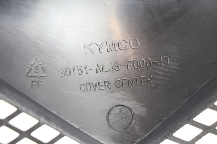 photo de UNDERSEAT PANEL KYMCO AGILITY CITY 16P 125 (2015 - 2024) - Fixing points details