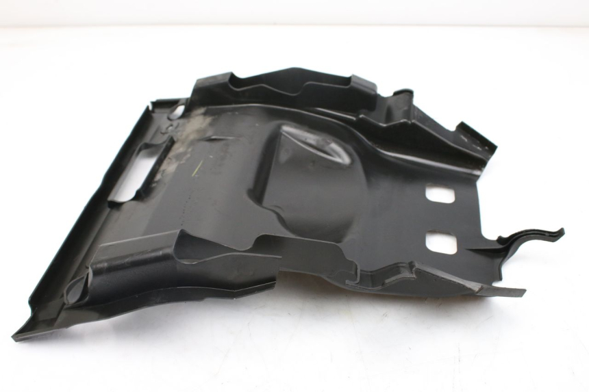 photo de UNDERSEAT COVER SUZUKI AN BURGMAN 400 (2006 - 2010) - Component detail