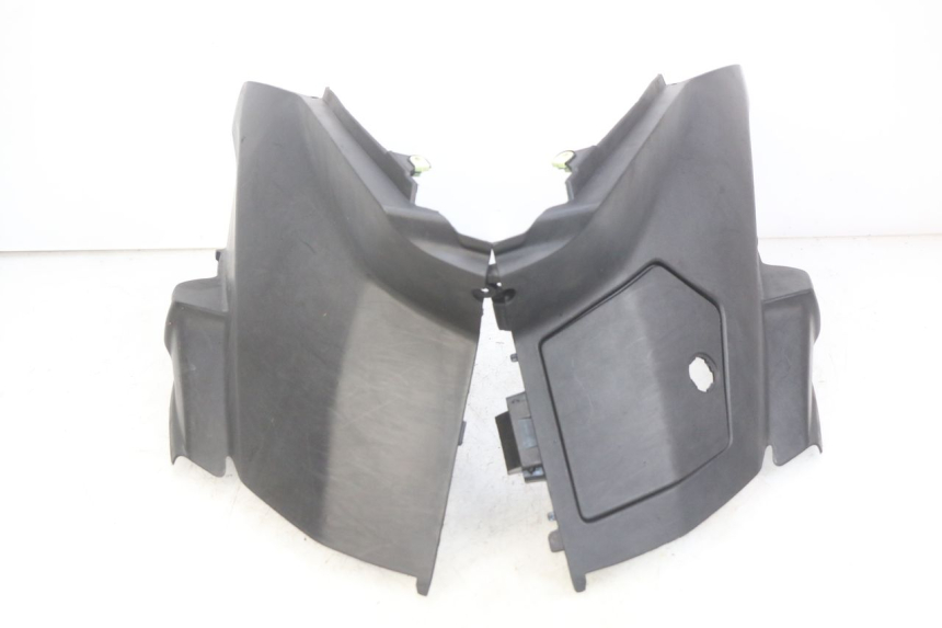 photo de UNDERSEAT COVER PEUGEOT CITYSTAR 125 (2011 - 2017) - Surface and material condition