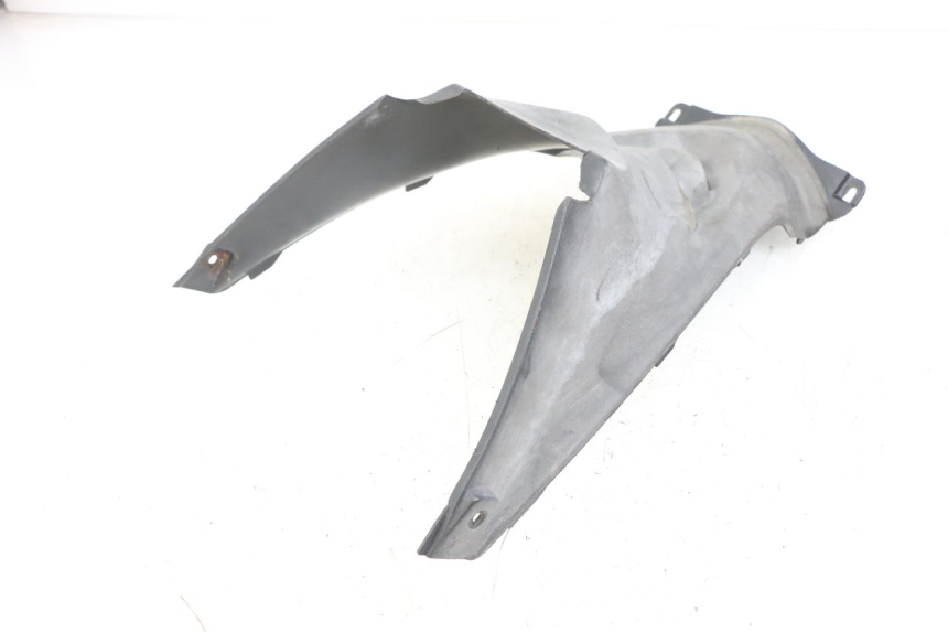 photo de UNDERSEAT COVER YAMAHA CYGNUS X 125 (2004 - 2007) - Zoom on usage condition