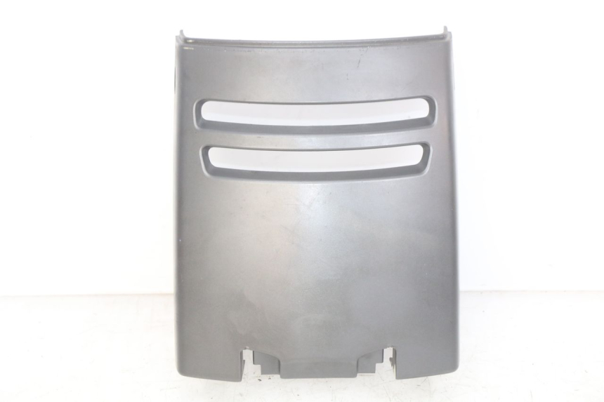 photo de UNDERSEAT COVER PEUGEOT DJANGO 4T 50 (2014 - 2019) - Zoom on usage condition