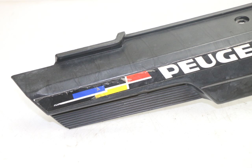 photo de RIGHT UNDERSEAT PANEL PEUGEOT 103 SPX CLIP 50 (1989 - 1992) - Component detail