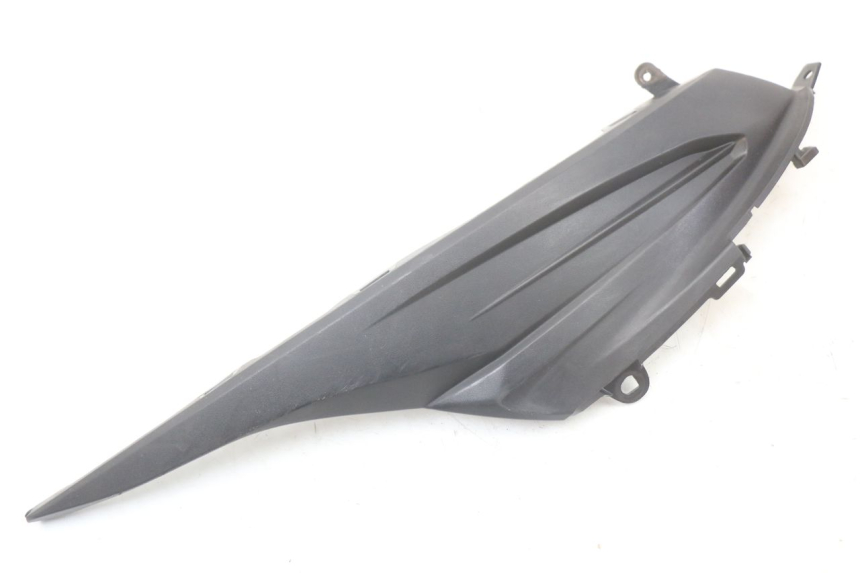 photo de RIGHT UNDERSEAT PANEL SUZUKI ADDRESS 110 (2015 - 2020) - Component detail