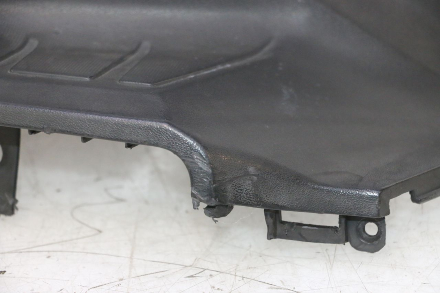 photo de RIGHT SIDE SEAT COVER KYMCO AGILITY 16+ 4T 50 (2018 - 2023) - Component detail