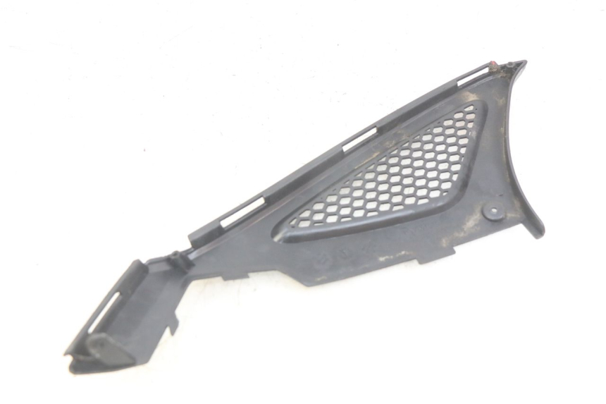 photo de RIGHT SIDE UNDER SEAT COVER KYMCO AGILITY RS 4T 50 (2009 - 2013) - Component detail