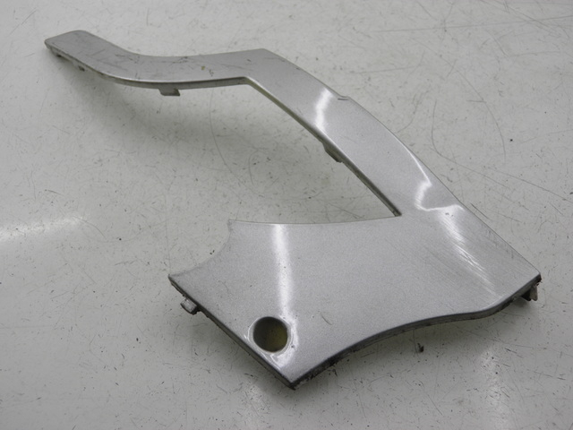 photo de RIGHT UNDERSEAT PANEL BENZHOU YY50QT31 VINTAGE 50 (2009 - 2012) - Alternative perspective