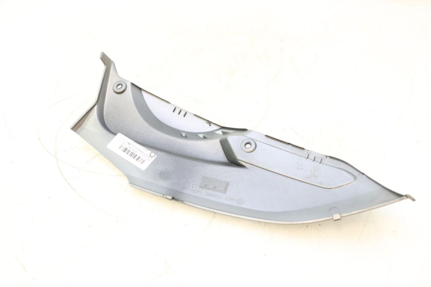 photo de RIGHT SIDE SEAT COVER BMW C SPORT 650 (2015 - 2021) - Alternative perspective