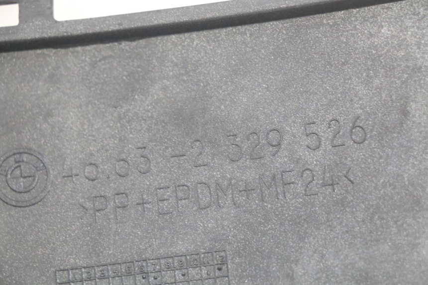 photo de RIGHT SIDE SEAT COVER BMW C1 125 (2000 - 2003) - Component detail