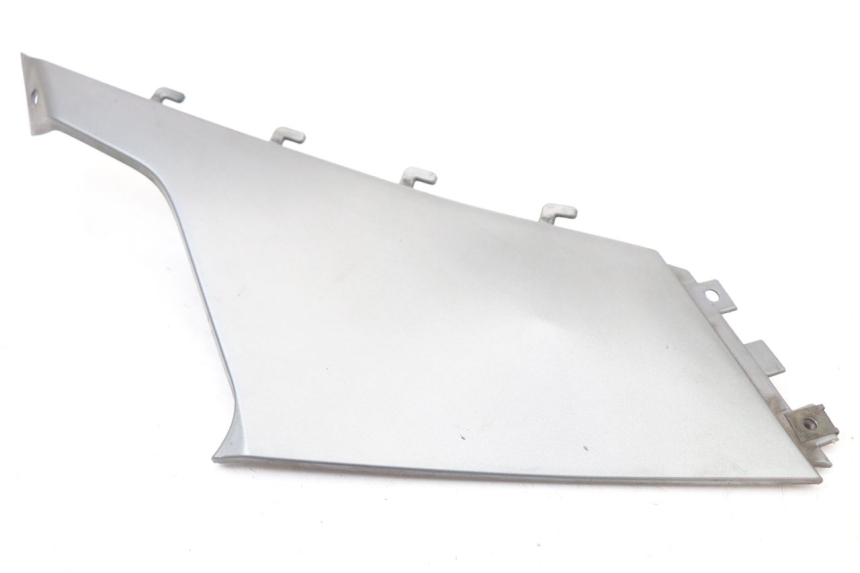 photo de RIGHT SIDE SEAT COVER BMW C1 125 (2000 - 2003) - Component detail