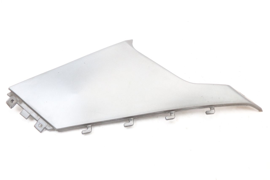 photo de RIGHT SIDE SEAT COVER BMW C1 125 (2000 - 2003) - Zoom on usage condition