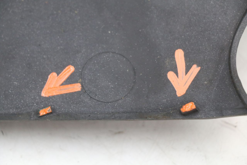 photo de RIGHT SIDE SEAT COVER BMW C1 125 (2000 - 2003) - Fixing points details