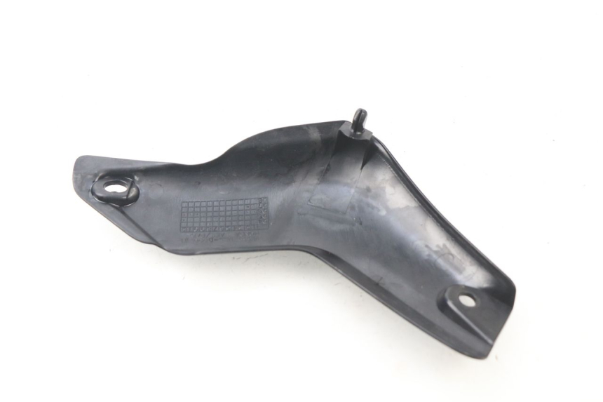 photo de RIGHT UNDERSEAT PANEL HONDA CBR RR FIREBLADE 1000 (2006 - 2007) - Component detail