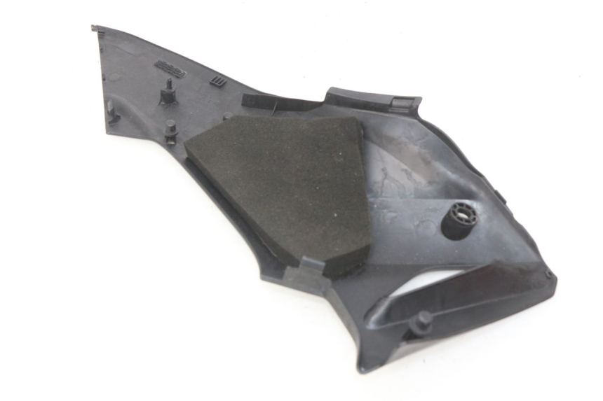 photo de RIGHT UNDERSEAT PANEL HONDA CBRF CBR-F PC41 600 (2011 - 2013) - Component detail