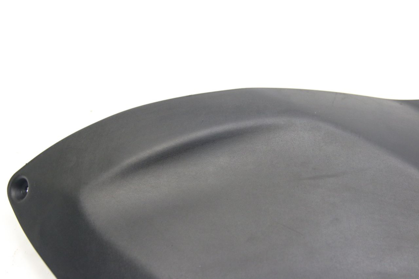 photo de RIGHT SIDE SEAT COVER PEUGEOT CITYSTAR 125 (2011 - 2017) - Product overview