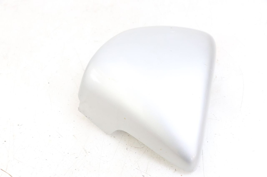 photo de RIGHT UNDERSEAT PANEL APRILIA CLASSIC 125 (1995 - 2001) - Technical close-up