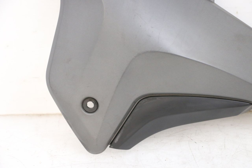 photo de RIGHT UNDERSEAT PANEL KSR CODE 125 (2018 - 2020) - Technical close-up