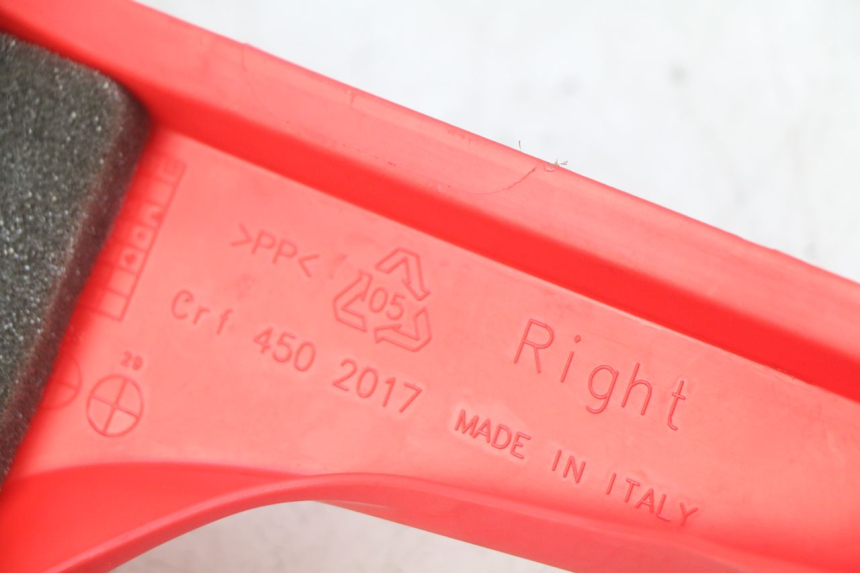 photo de RIGHT SIDE UNDER SEAT COVER HONDA CRF CR-F RX 450 (2017 - 2021) - Component detail