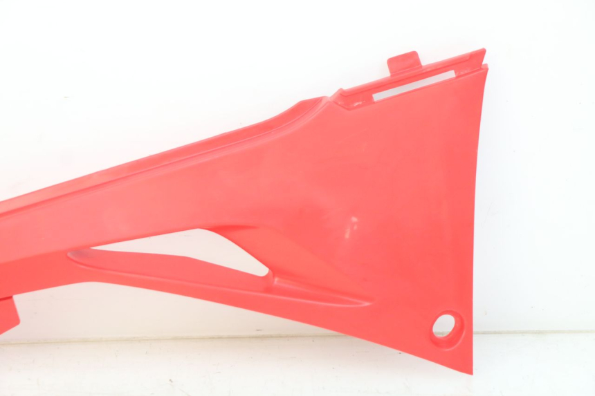 photo de RIGHT SIDE UNDER SEAT COVER HONDA CRF CR-F RX 450 (2017 - 2021) - Surface and material condition