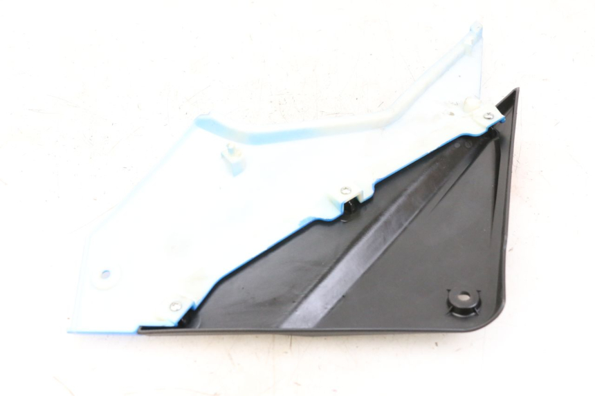 photo de RIGHT UNDERSEAT PANEL EBROH BRAVO GLE 1 (2020 - 2024) - Technical close-up