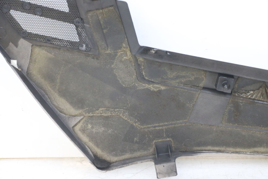 photo de RIGHT SIDE UNDER SEAT COVER YAMAHA FJ 3CX 1200 (1986 - 1996) - Markings and original references