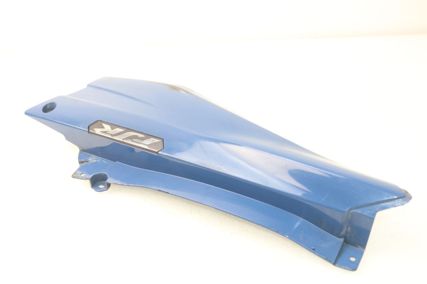 photo de RIGHT UNDERSEAT PANEL YAMAHA FJR ABS 1300 (2006 - 2012) - Alternative perspective