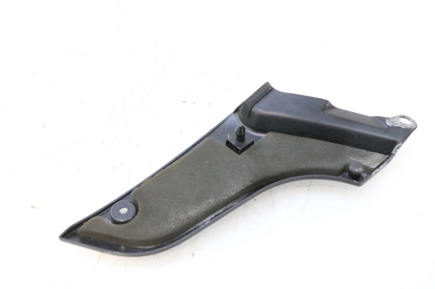 photo de RIGHT UNDERSEAT PANEL YAMAHA FJR 1300 (2001 - 2005) - Component detail
