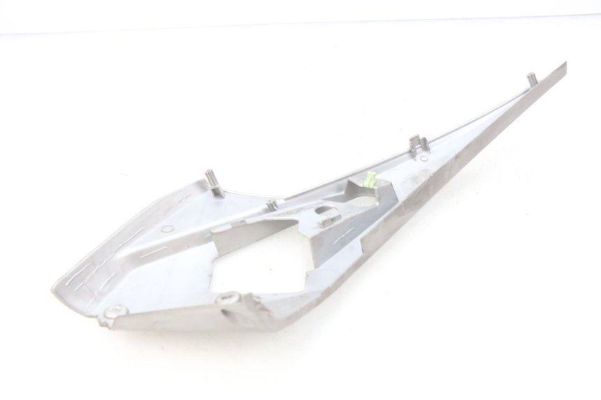 photo de RIGHT SIDE UNDER SEAT COVER PEUGEOT GEOPOLIS 400 (2007 - 2013) - Product overview