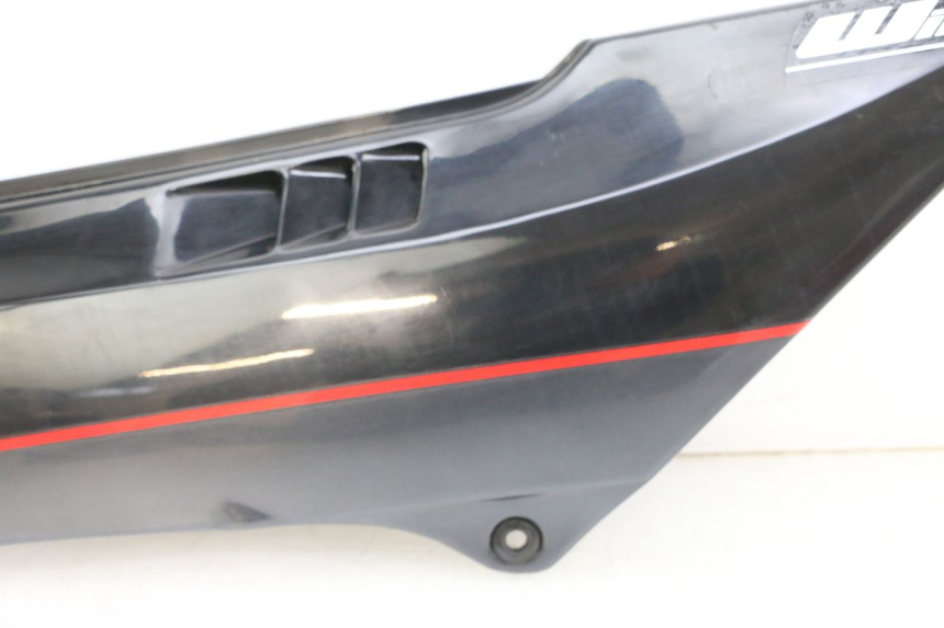 photo de RIGHT UNDERSEAT PANEL KAWASAKI GPZ RX 1000 (1986 - 1988) - Markings and original references