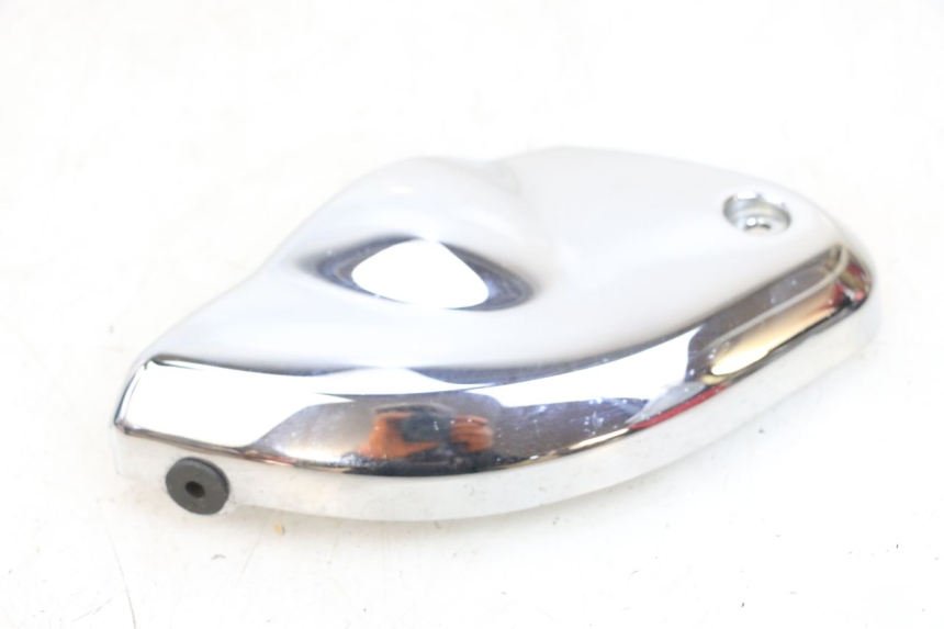 photo de RIGHT UNDERSEAT PANEL SUZUKI GSF N BANDIT 600 (1996 - 1999) - Technical close-up