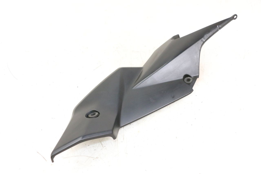 photo de RIGHT UNDERSEAT PANEL SUZUKI GSR 750 (2011 - 2017) - Product overview
