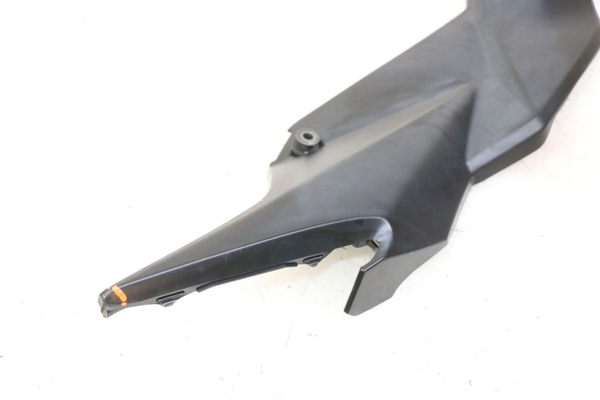 photo de RIGHT UNDERSEAT PANEL SUZUKI GSR 750 (2011 - 2017) - Component detail