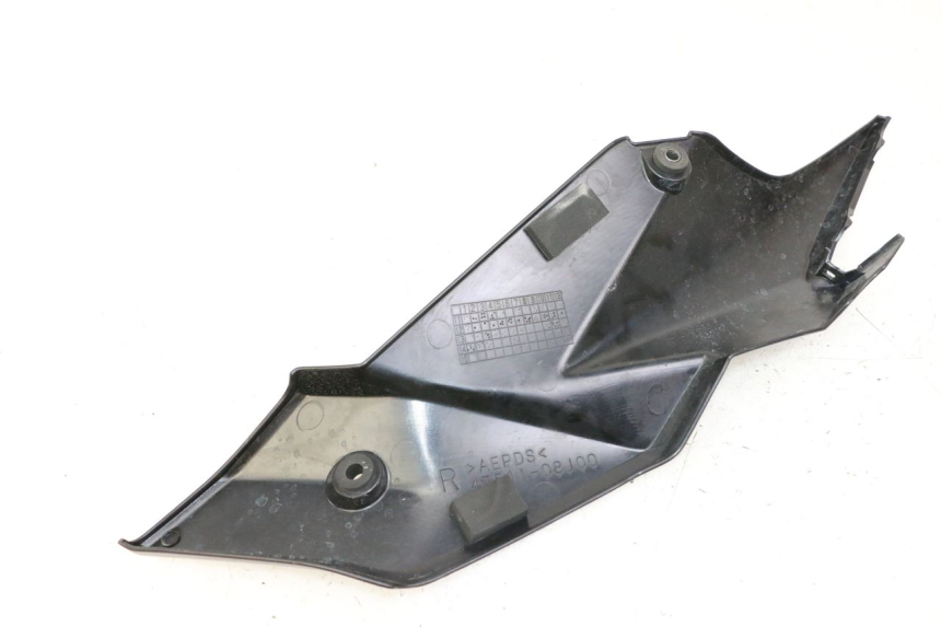 photo de RIGHT UNDERSEAT PANEL SUZUKI GSR 750 (2011 - 2017) - Product overview