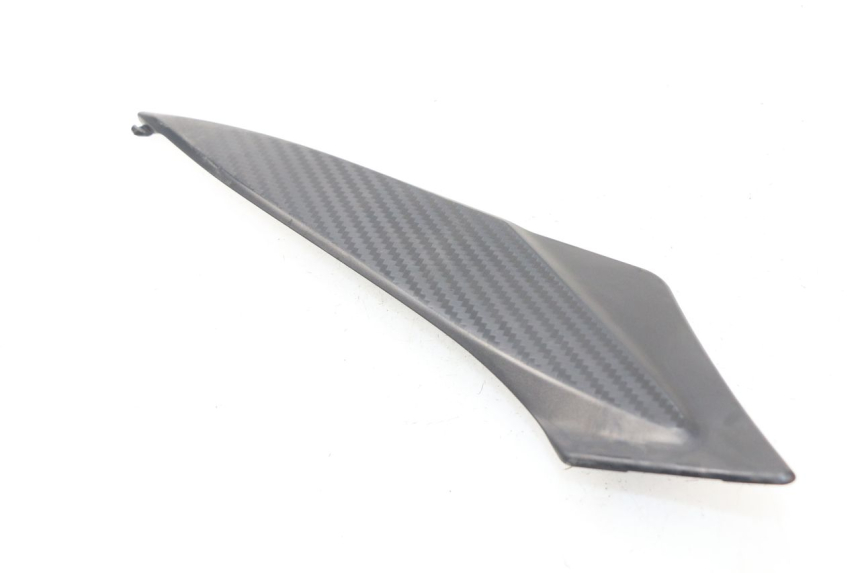 photo de RIGHT UNDERSEAT PANEL SUZUKI GSX-R GSXR 750 (2011 - 2016) - Zoom on usage condition