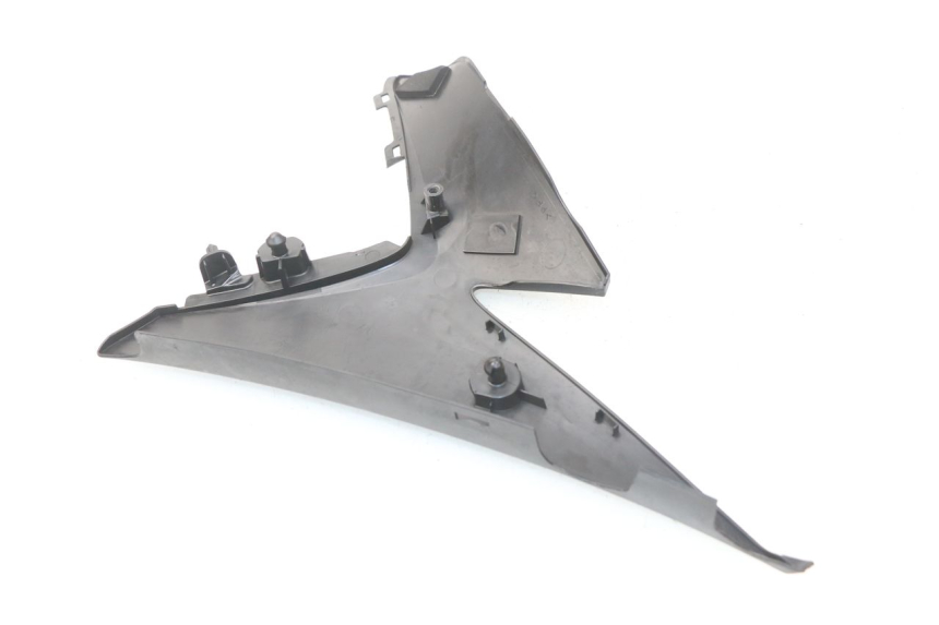 photo de RIGHT UNDERSEAT PANEL SUZUKI GSX-R GSXR K16 1000 (2012 - 2016) - Zoom on usage condition