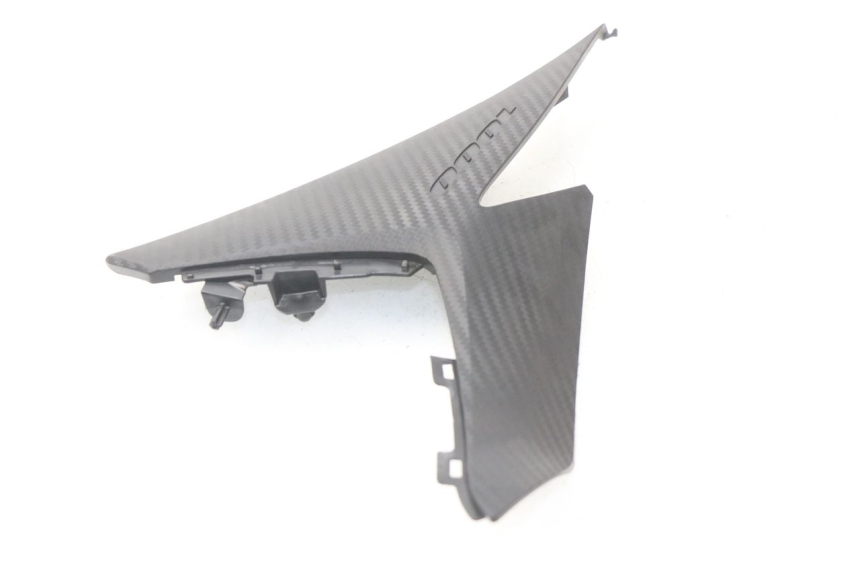 photo de RIGHT UNDERSEAT PANEL SUZUKI GSX-R GSXR K16 1000 (2012 - 2016) - Alternative perspective