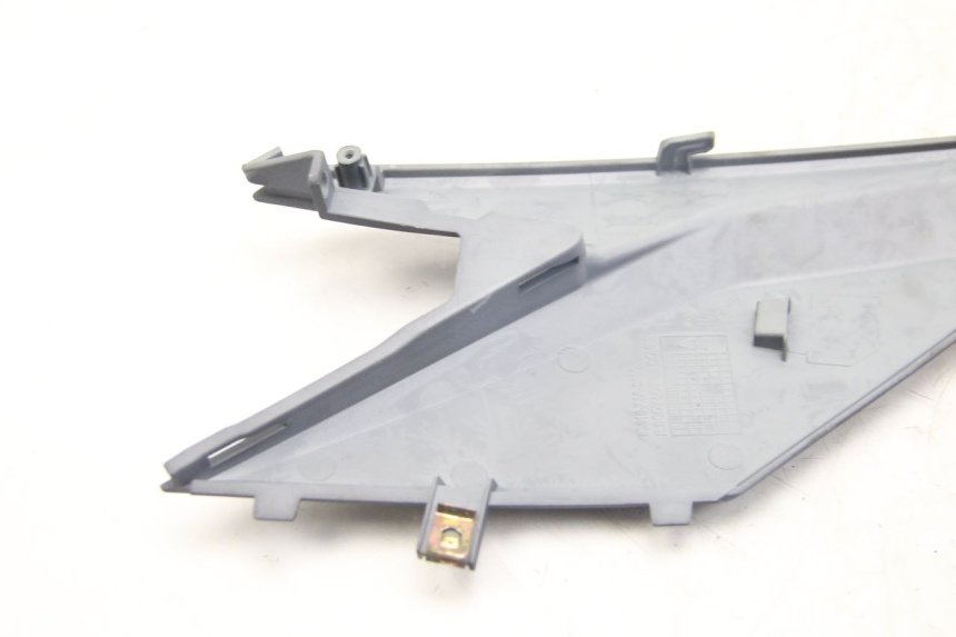 photo de RIGHT SIDE SEAT COVER SYM JET 4 4T 50 (2018 - 2021) - Product overview