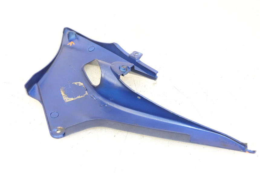 photo de RIGHT UNDERSEAT PANEL KAWASAKI ZR7 ZR-7 S 750 (1999 - 2004) - Alternative perspective