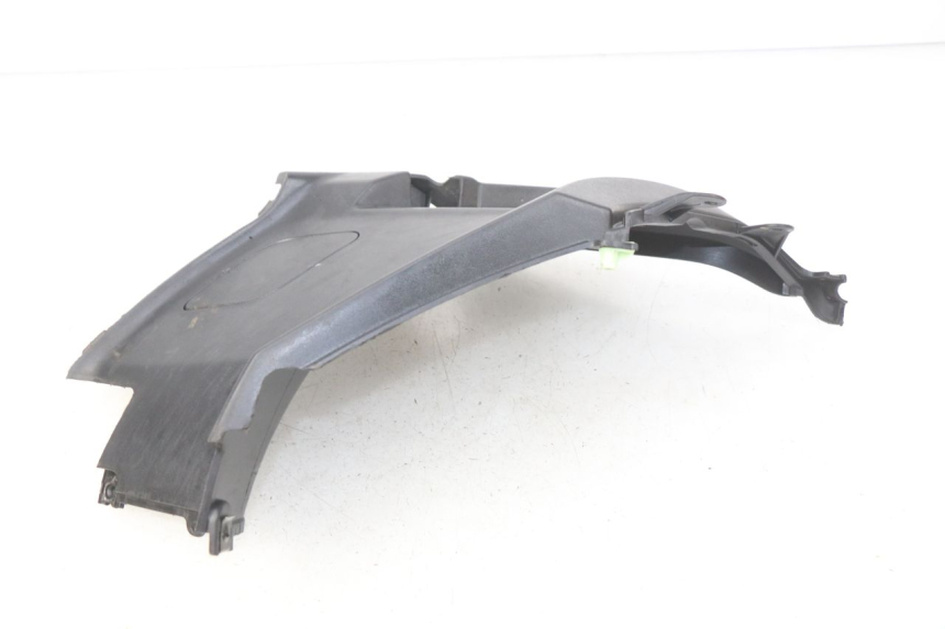 photo de RIGHT SIDE SEAT COVER PEUGEOT KISBEE 2T 50 (2010 - 2017) - Technical close-up