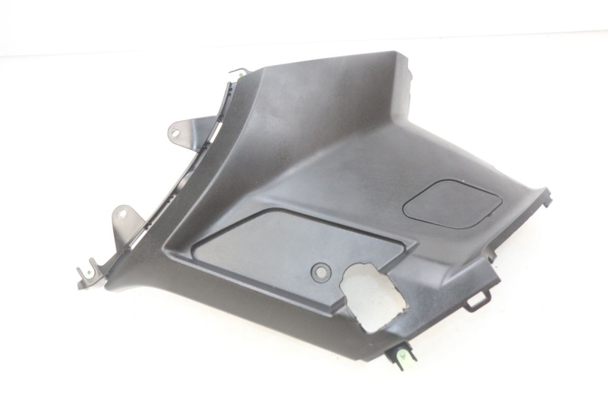 photo de RIGHT SIDE SEAT COVER PEUGEOT KISBEE 4T 50 (2018 - 2022) - Main view