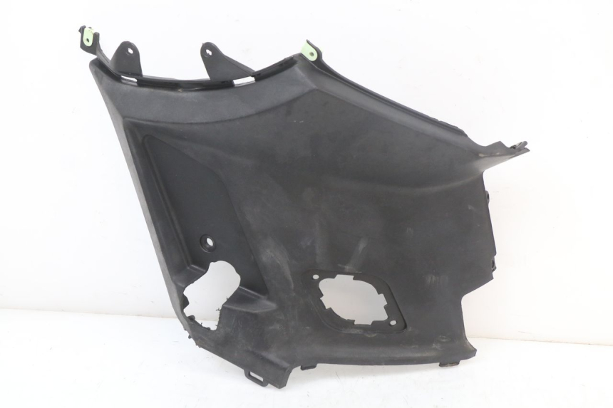 photo de RIGHT SIDE SEAT COVER PEUGEOT KISBEE 4T 50 (2018 - 2022) - Component detail