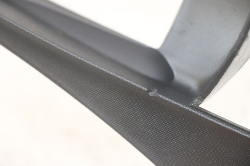 photo de RIGHT UNDERSEAT PANEL PIAGGIO MP3 HPE 300 (2019 - 2026) - Component detail